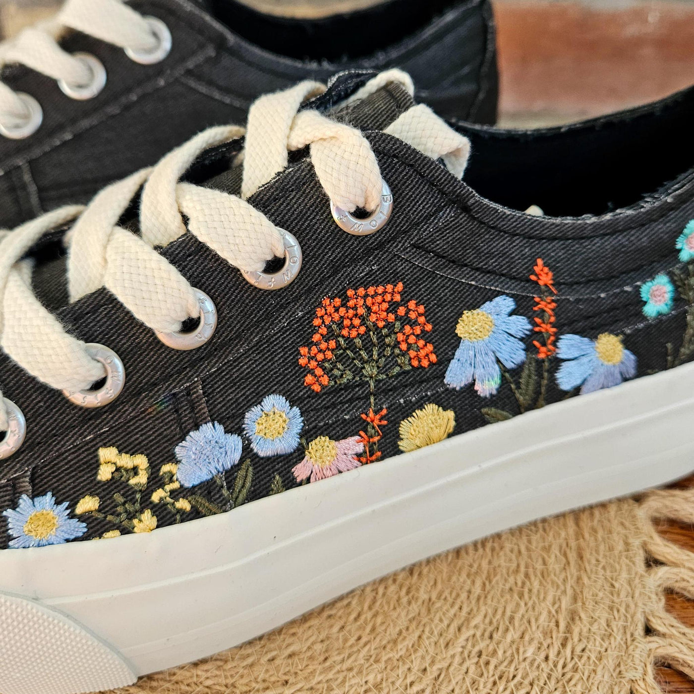 Blowfish Sadie Sun Sneaker