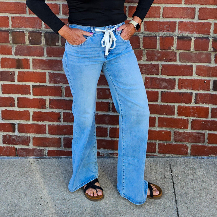 High Rise Wide Relaxed Jeans