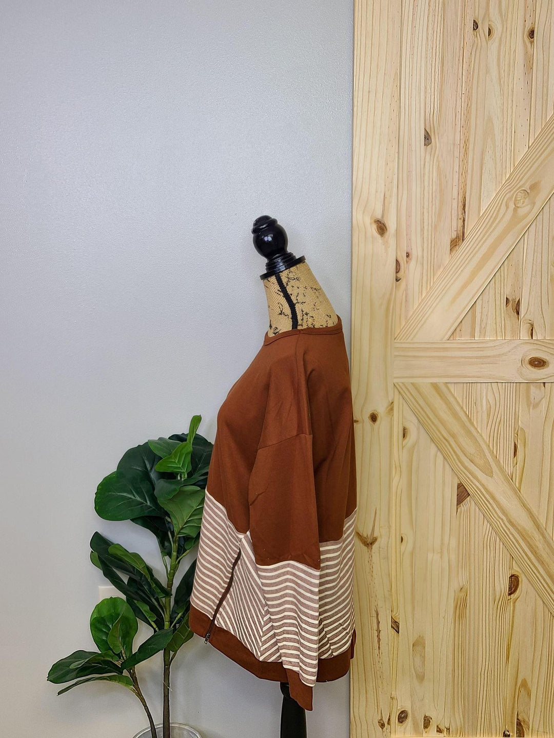 Striped Mixed Pullover w/ Zipper