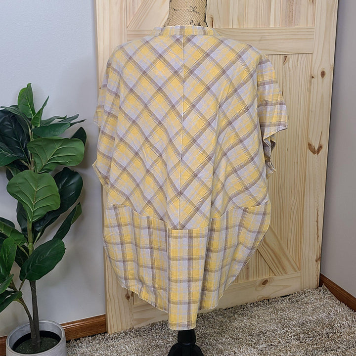 Flowy Sleeveless Plaid Woven Top