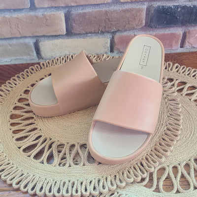 Corkys Sand Colored Slides