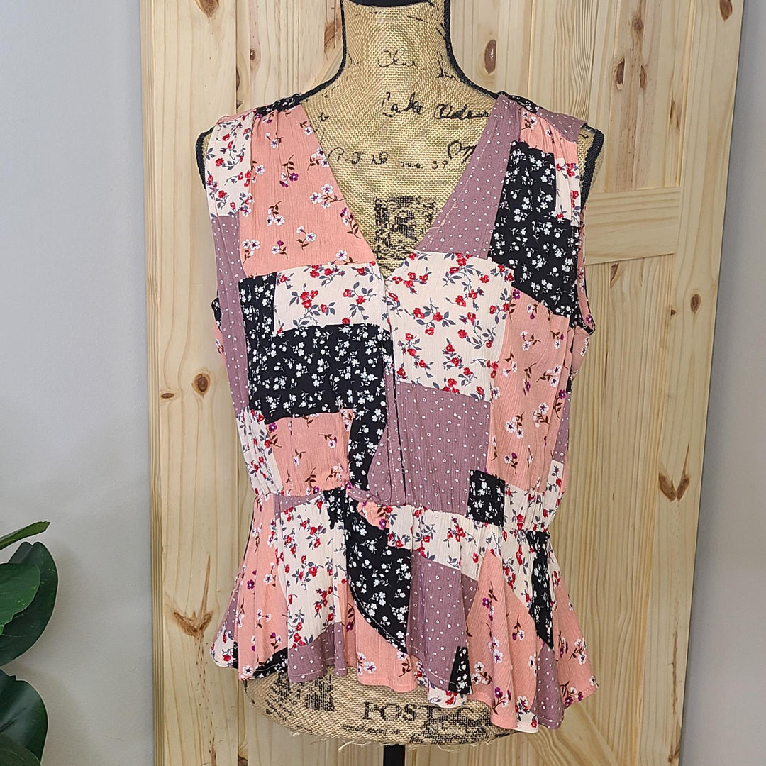 Floral Patchwork V-Neck Sleeveless Top