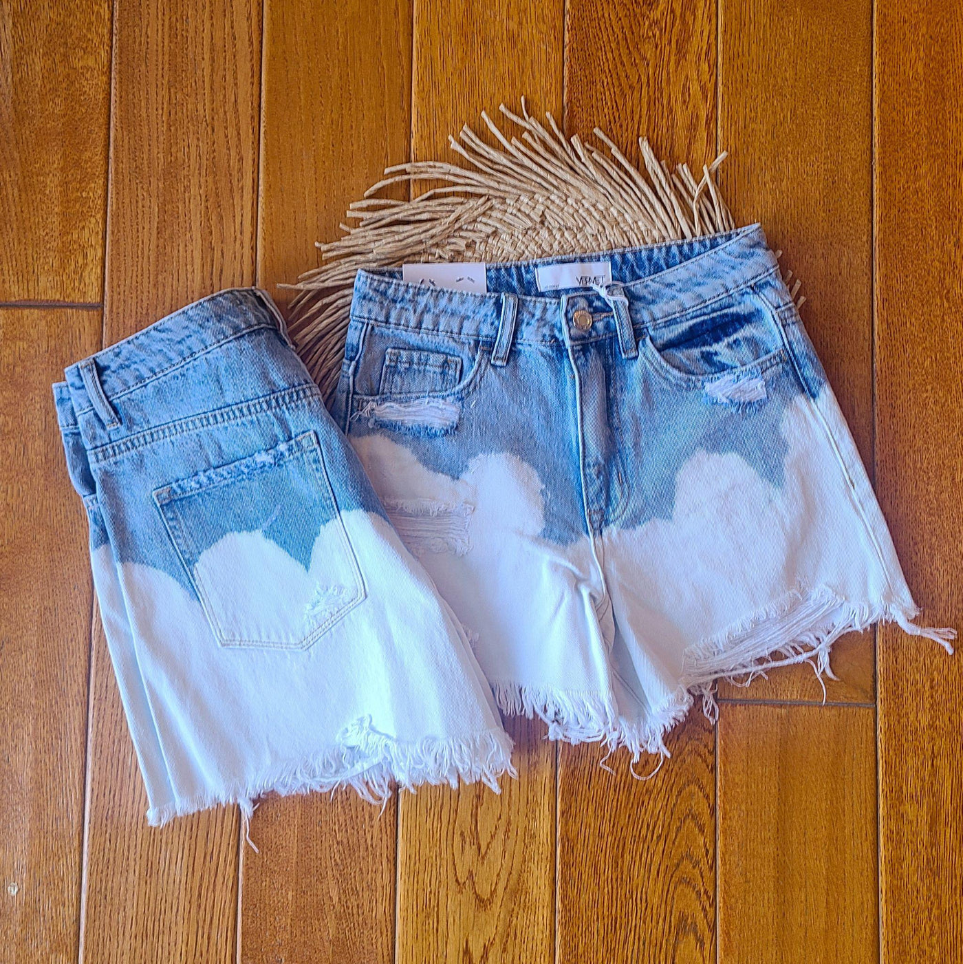 Super High Rise Bleached Mom Shorts