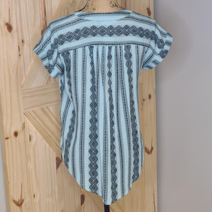 Lightweight Button Up w/ Aztec Print