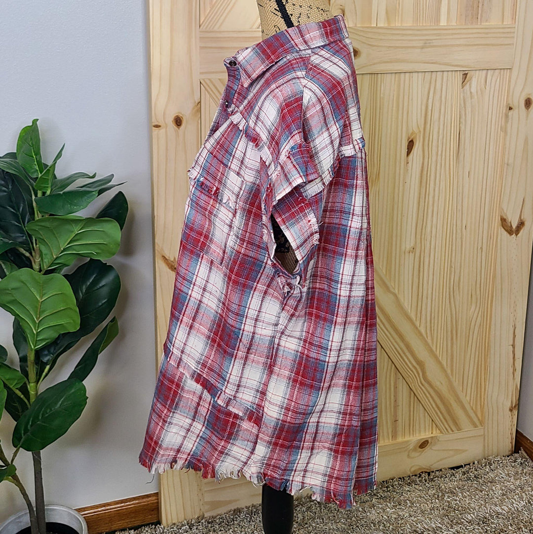 Short Sleeved Plaid Pattern Top