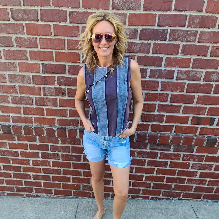 Sleeveless Top w/ Diagonal Buttons