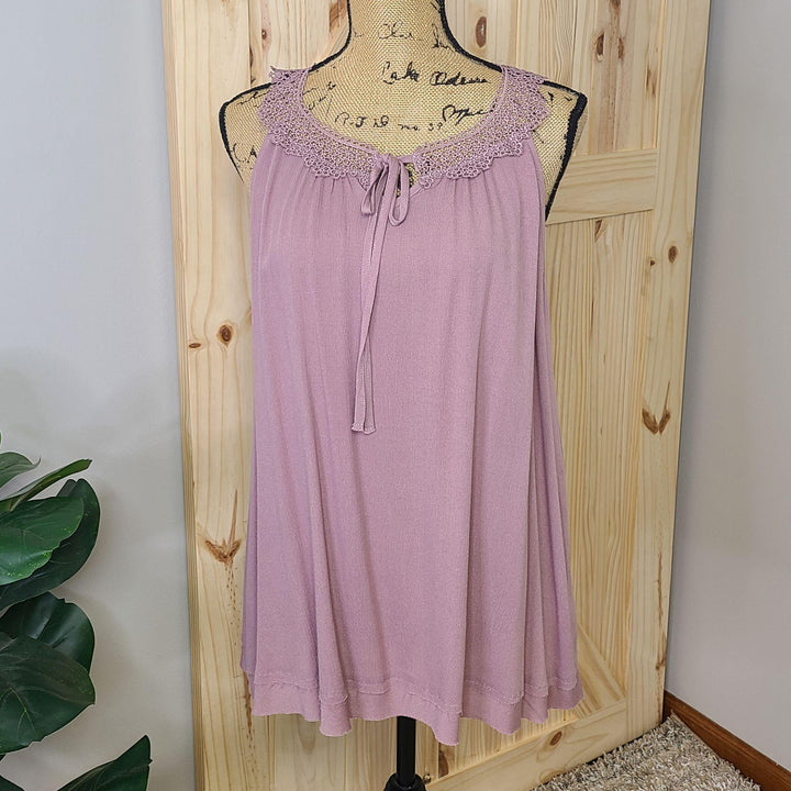 GAUZE LAYERED BOTTOM LACE TUNIC