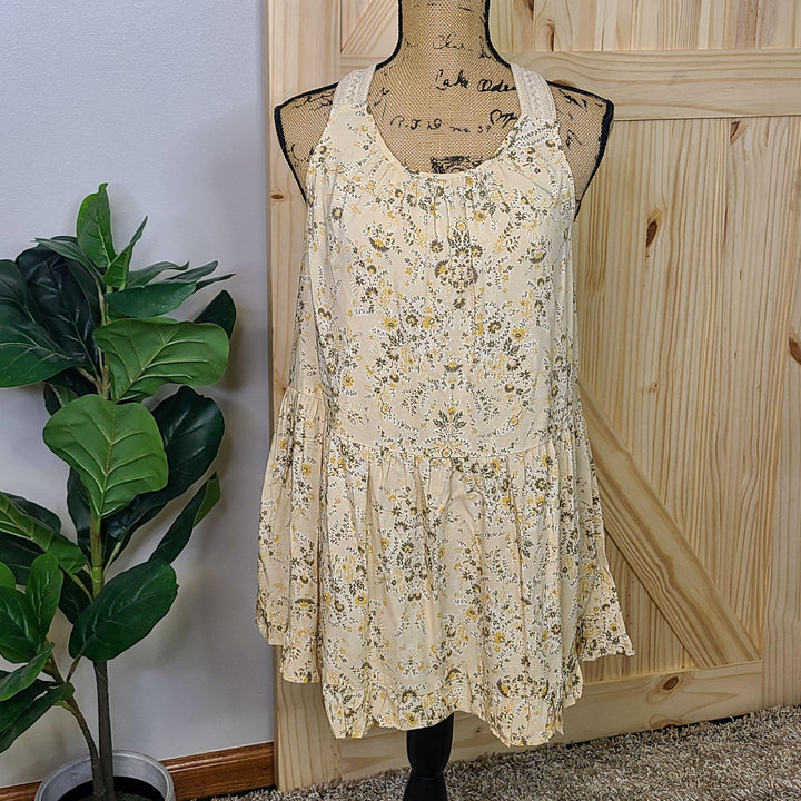 Floral Tiered Top w/ Trim