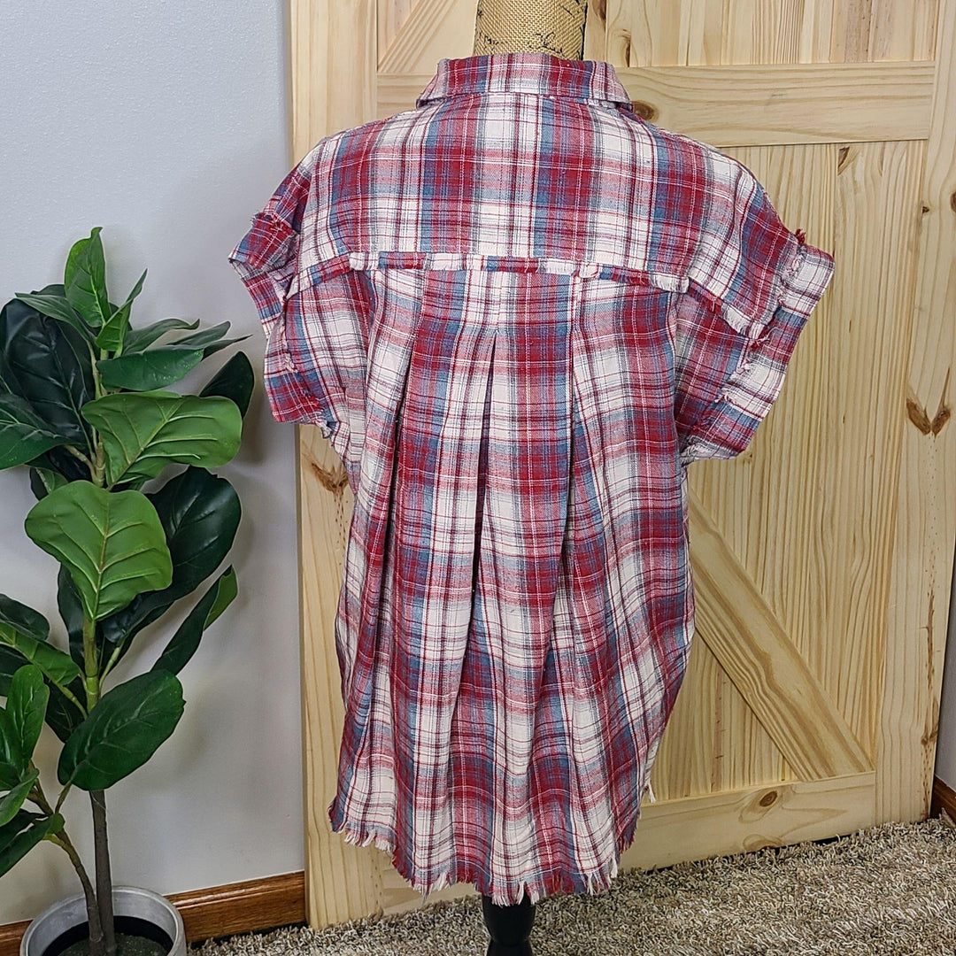 Short Sleeved Plaid Pattern Top