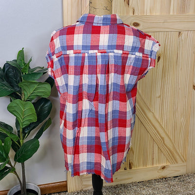 Sleeveless Button Down Plaid