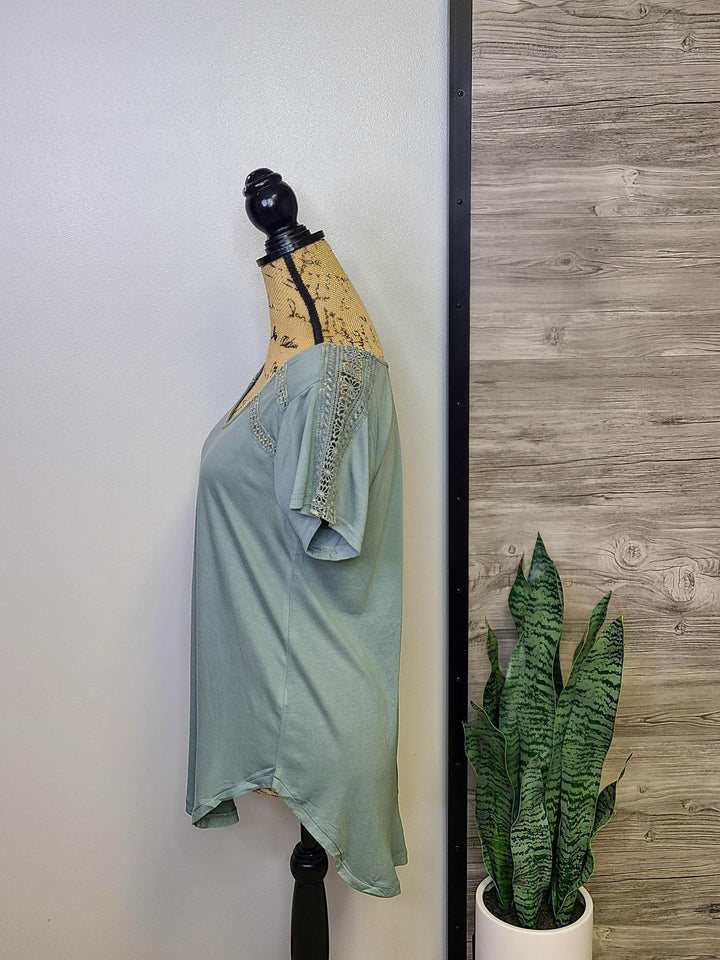 Double Trim Yoke Dye T-Shirt