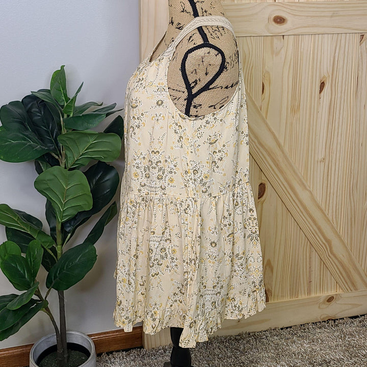 Floral Tiered Top w/ Trim