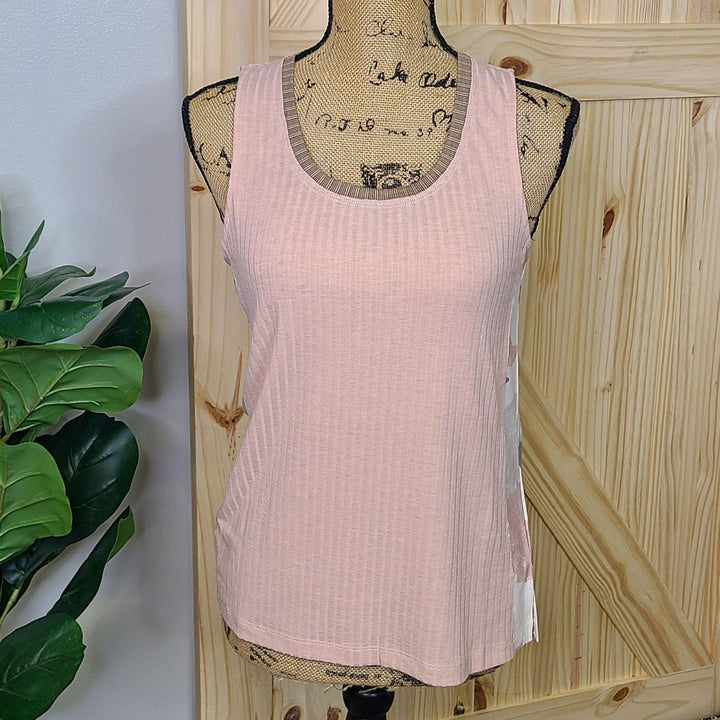 Camo Contrast Ribbed Sleeveless Top