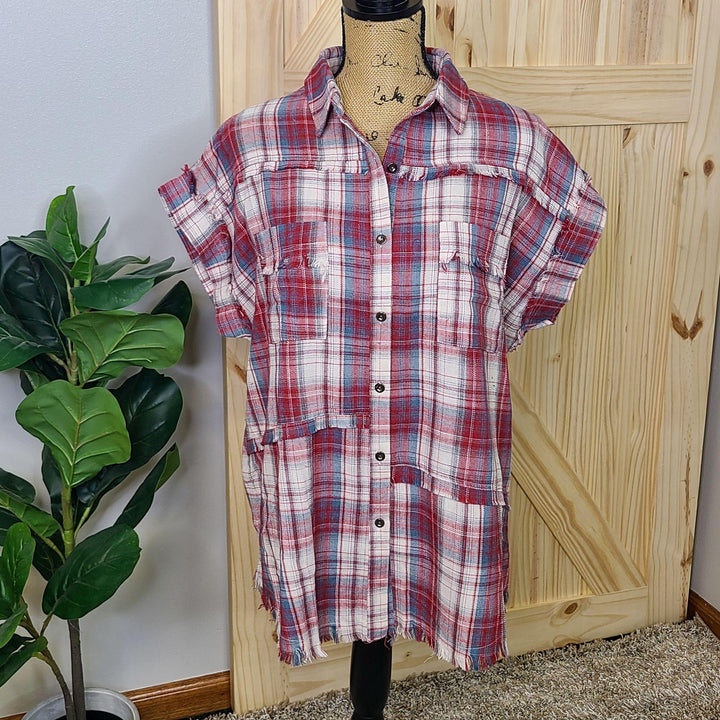 Short Sleeved Plaid Pattern Top