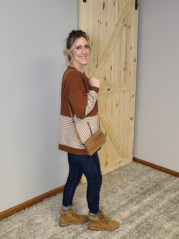 Striped Mixed Pullover w/ Zipper